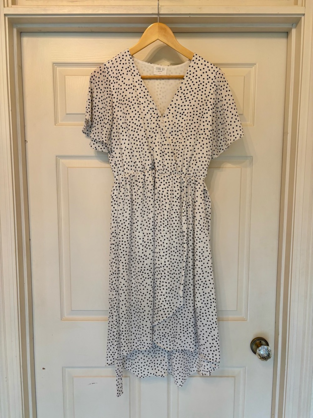 Sienna Sky White Polka Dot V-Neck High-Low Midi Dress